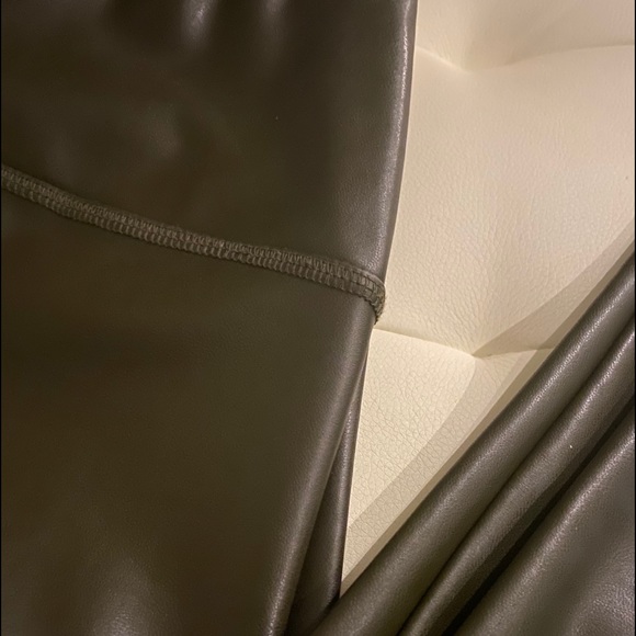 NEW JEAN MACHINE Leggings - Picture 2 of 5